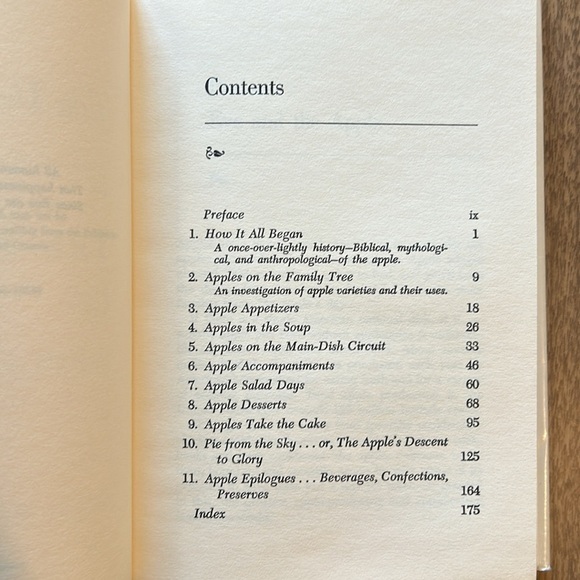 Vintage Delights of Apple Cookery by Lila Perl Sweet & Savory Apple Cookbook 60s - Picture 7 of 12